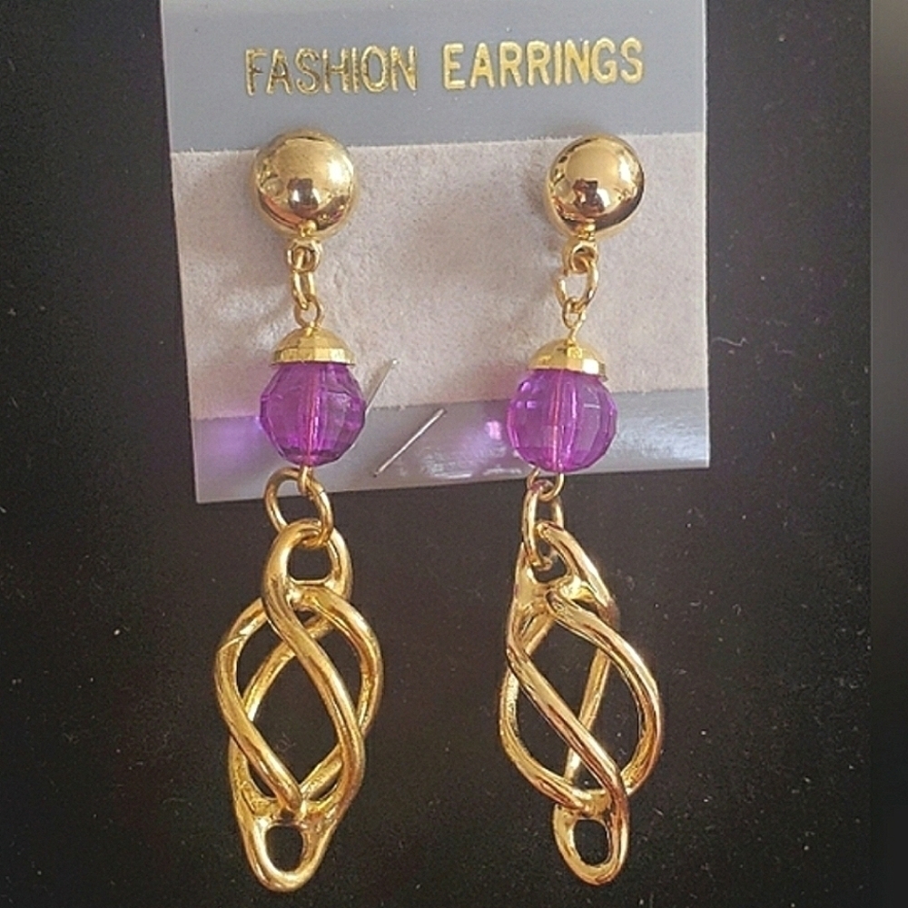 Twist Dropping Earrings.🌴